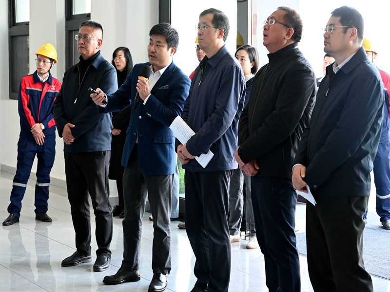 省商務(wù)廳到云天化潤豐云天調(diào)研 強(qiáng)調(diào)讓云天化紅河項(xiàng)目采購新通道成為地方經(jīng)濟(jì)黃金線
