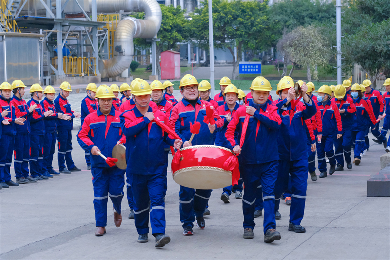 喜報(bào)！時(shí)隔13年水富云天化尿素裝置再創(chuàng)“300天”